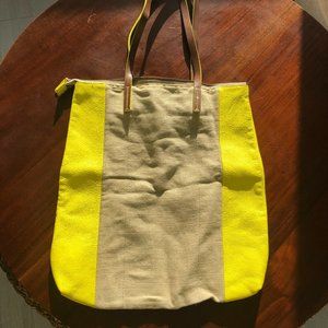 Beach style large beige and yellow bag